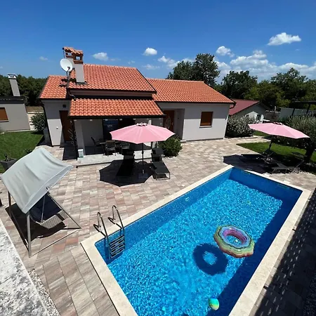 Ajlin * Sveti Lovrec Pazenaticki