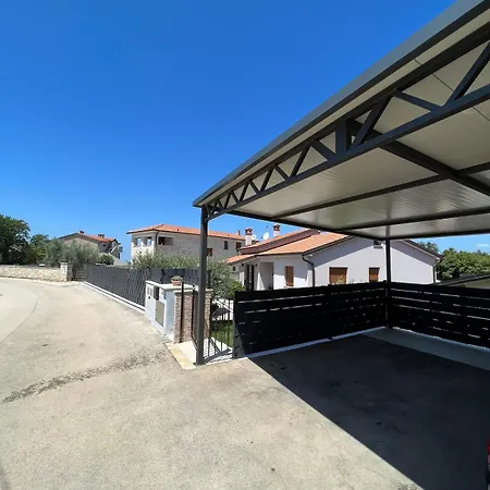 Vila Ajlin